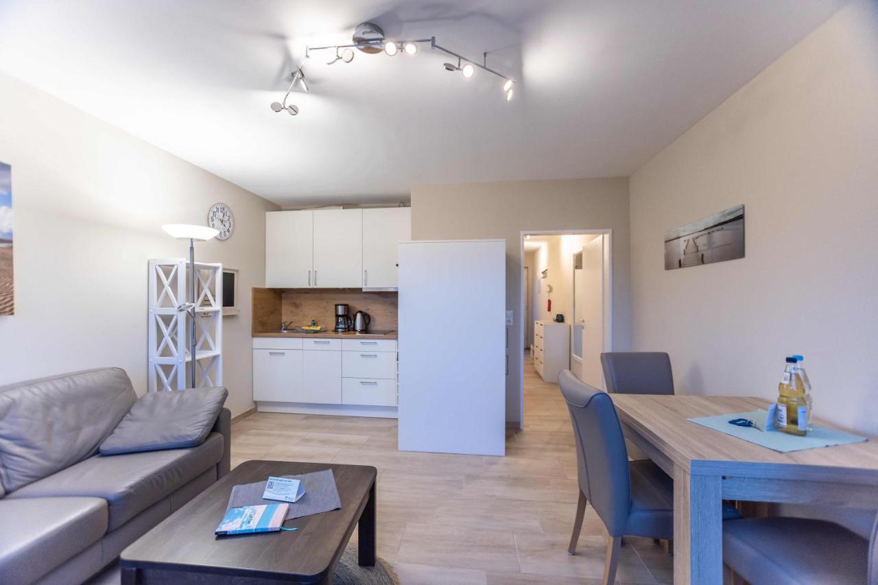 Ferienwohnung Beeke Wyk auf Föhr Esterno foto